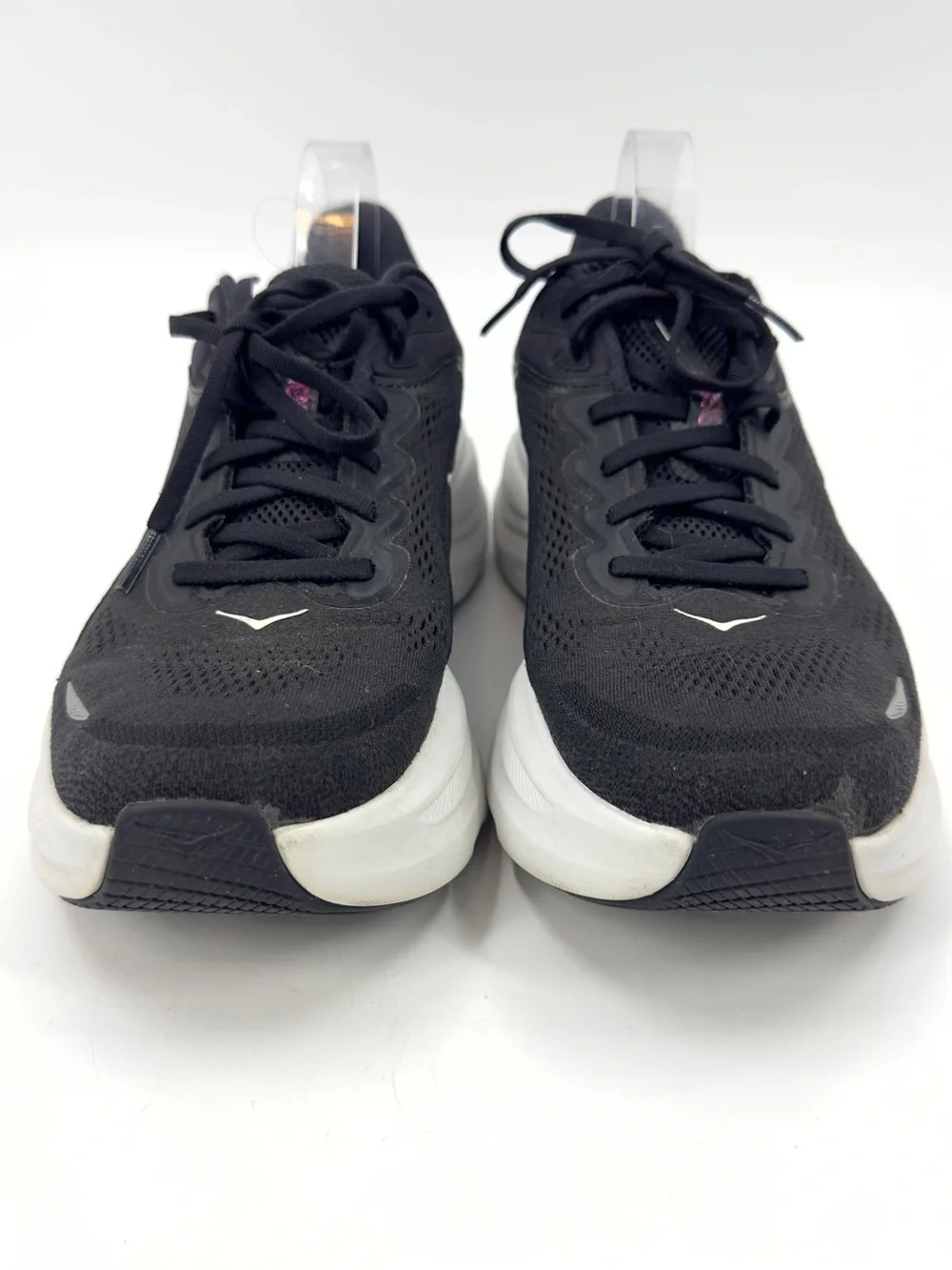 Hoka One One Womens Bondi 9 Sneakers Size 12 Black White Low Top Athletic Shoes